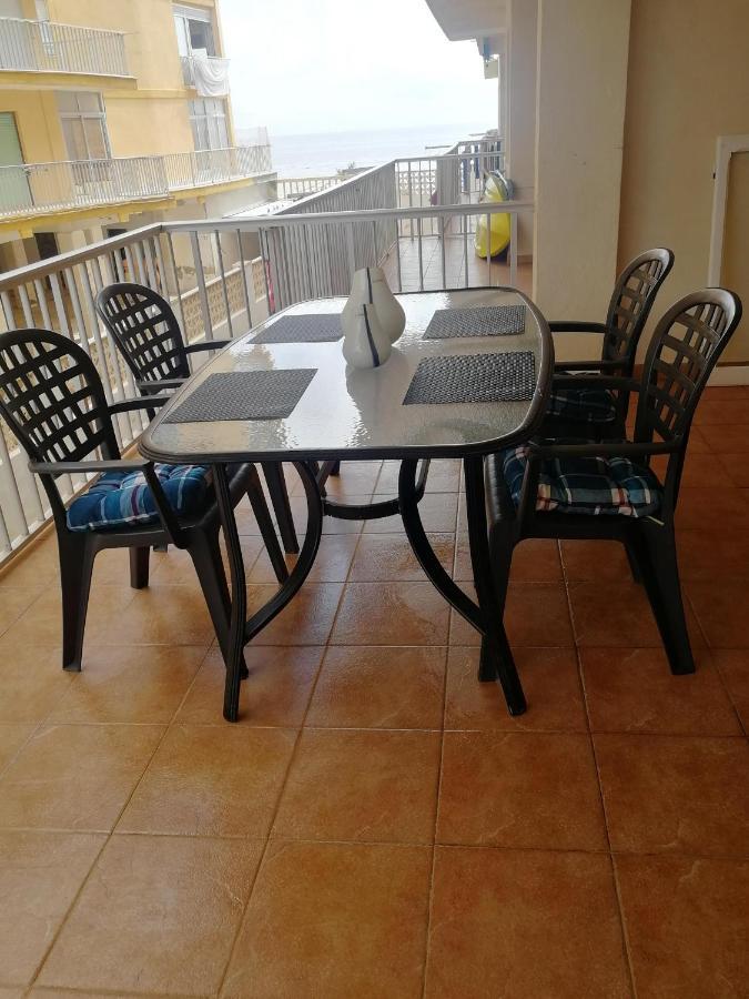 Apartamento Entero Primera Linea De Playa, Pet Friendly Tavernes de Valldigna Exterior foto